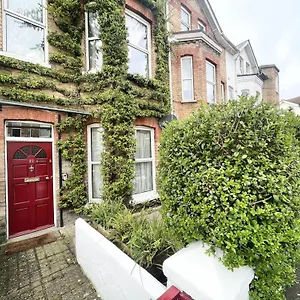 https://st-michaels-road.bournemouth-hotels.org