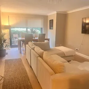 https://craigieburn-parks.hotelsaberdeenuk.com